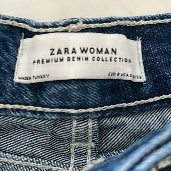ZARA Jean High Waisted Miniskirt - Picture 2 of 4